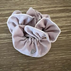 Lululemon Scrunchie